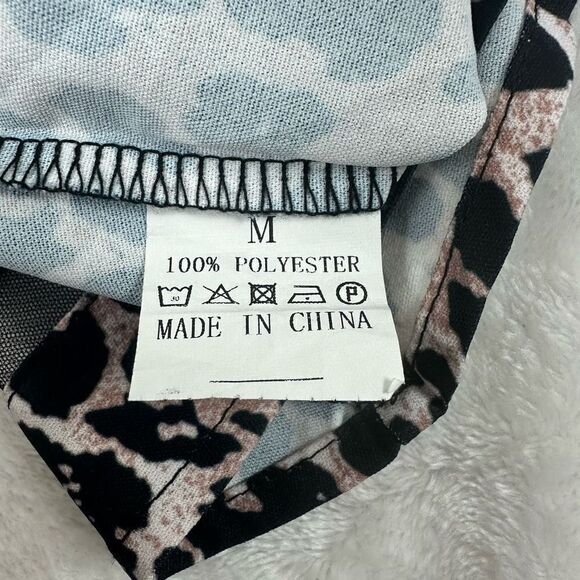 Boutique Women's M Oversized Flare Sleeve Vneck Tee Cheetah With Peekaboo Mesh - Picture 5 of 8